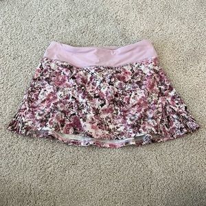 Lululemon pleated side skirt